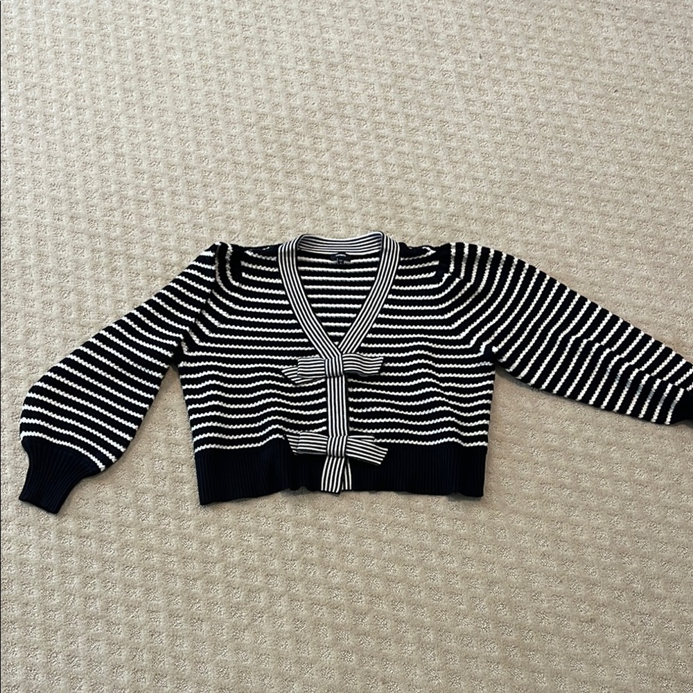 Express Striped Cropped Black and White Women's Sweater with Bows
